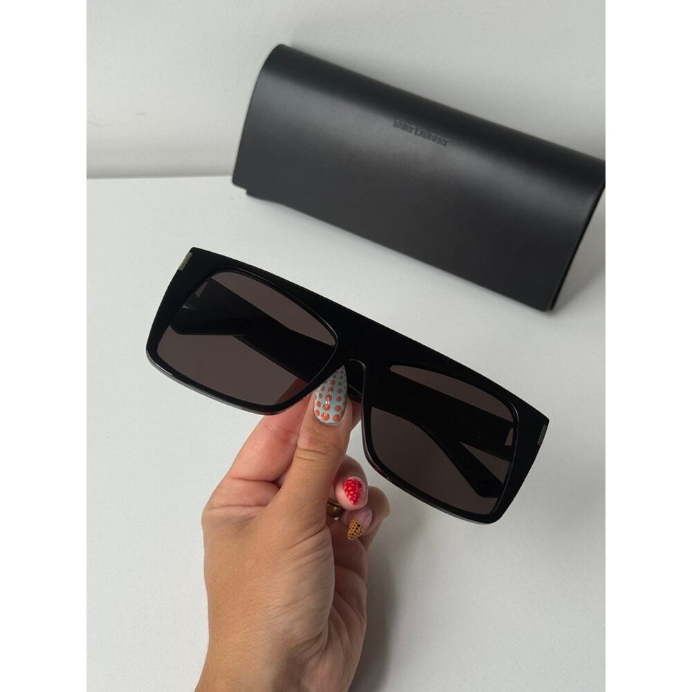 NEW Saint Laurent SL651 Vitti Oversized Sunglasses in Black - Picture 7 of 7